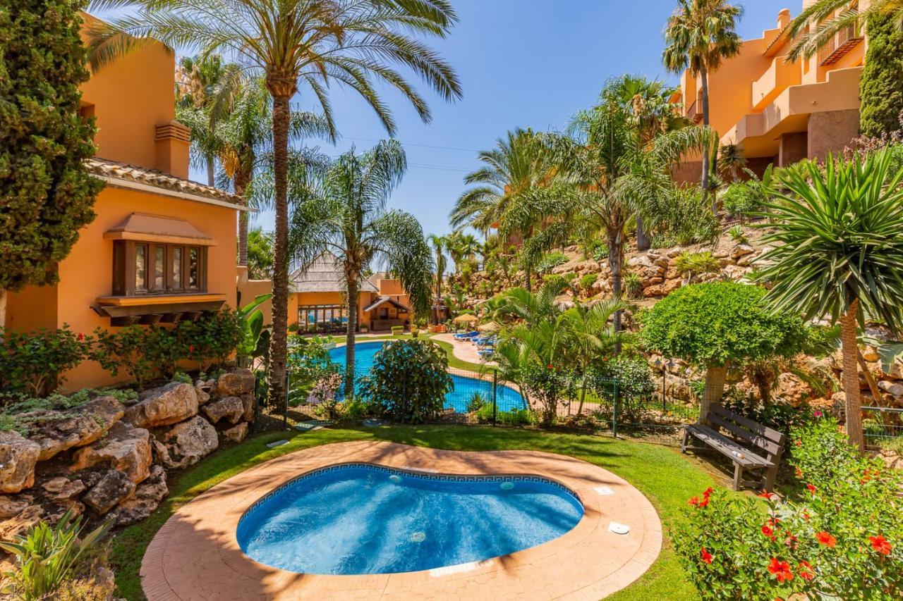 Garden Suite Beach & Relax Sitio de Calahonda 外观 照片